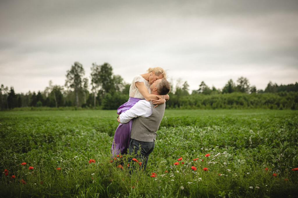 S&O pulmapildid Põhjala Resort, Pulmafotograaf Maaris Tölp Puust, loomulikud ehedad fotod