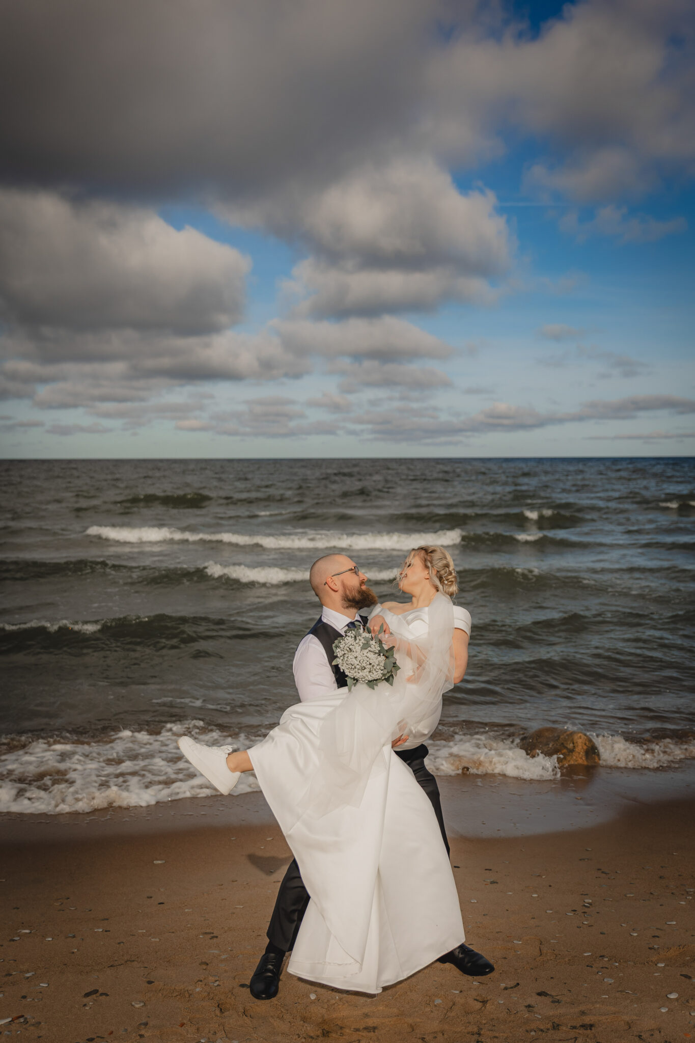 pulmafotograaf ida virumaa ja tallinn, loomulikud pulmapildid” Tulivee puhkekeskus. Suur pulmagalerii tulivee villa pulmapidu